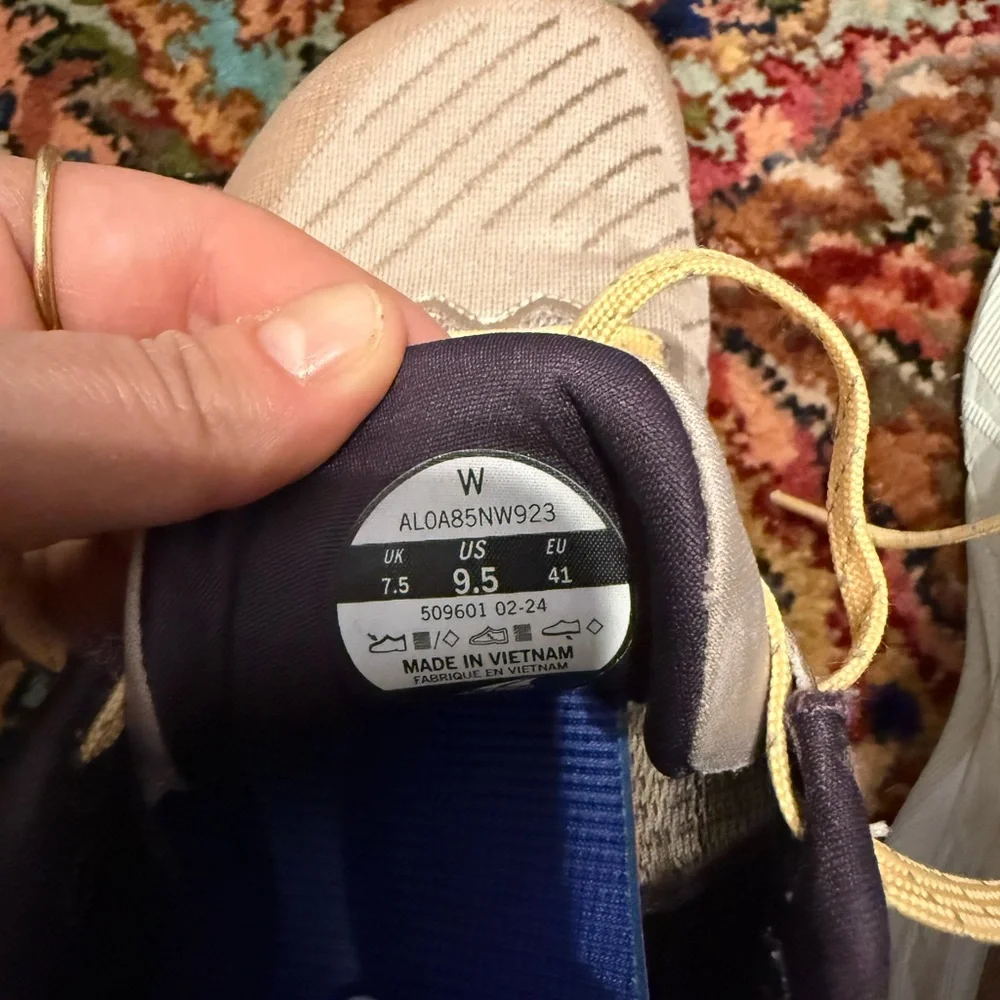 Women's Altra Experience Flow Running Shoes Size 9.5 - Picture 4 of 5